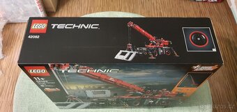 LEGO® Technic 42082 Terénní jeřáb - 6