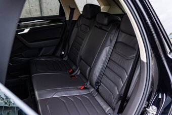 Volkswagen Touareg 3.0 TDI / TOP STAV / Night VIsion / Masáž - 6
