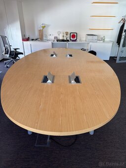 Velký oválný kancelářský stůl 320×185cm /8 osob - 6