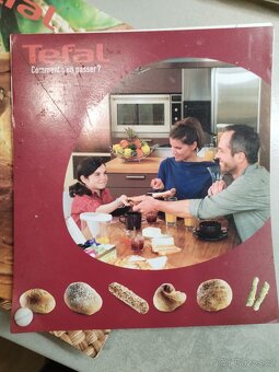 Domácí pekárna Tefal Bread of the World PF611838 černá - 6