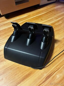 Herní volant Logitech G29 + řadící páka - 6