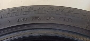 Goodyear EfficientGrip 235/50 R17 96W 3,5-4,5mm - 6