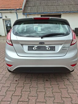 Ford Fiesta - 6