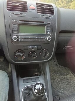 VW Golf 5 1.4 - 6
