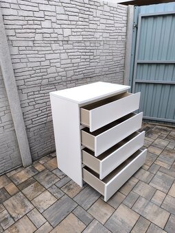 Prodám komodu IKEA se 4 zásuvkami - 6