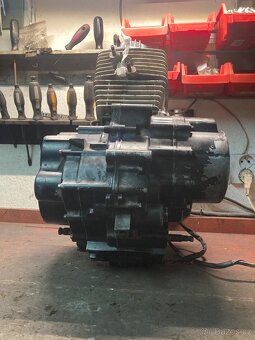Motor 125ccm Loncin XM125 - 6