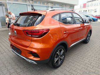 MG ZS 1.5 85kW 65tkm Full LED světlomety DAB ACC Climatic - 6
