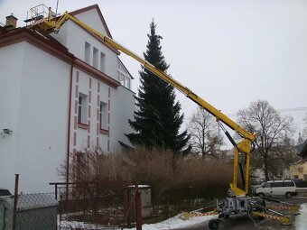 Práce z plošiny, mytí a nátěry střechy. - 6