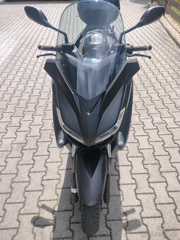 XMAX 400 - 6