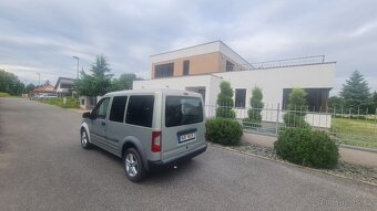 Ford Connect 1.8 TDCI. Rok výroby 2011 - 6