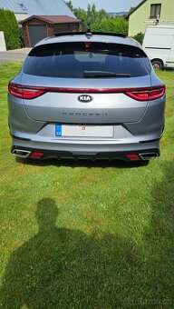 Kia ProCeed GT 1.6 T-GDi - 6