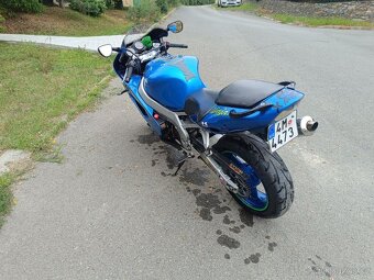 Motocykl Kawasaki ninja ZX-9R - 6