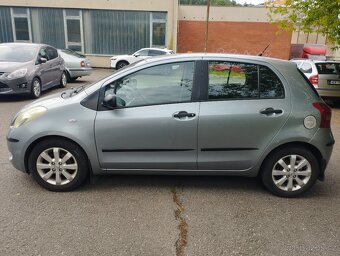 Toyota Yaris 1.3 tažné, kamera, 2 sady kol - 6