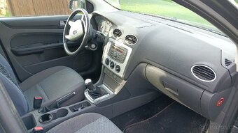 Prodám Ford Focus 1.6 r.v. 2007 - 6