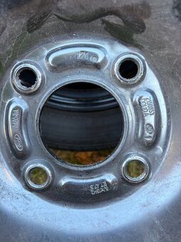 Gumy 195/50R15 s disky 4x108 - 6