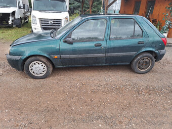 FORD FIESTA 1,3i - 6