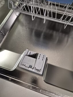 Vestavná myčka Bosch - 6