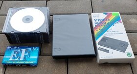 VHS kazety a DVD - 6