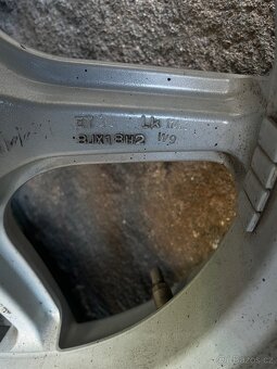 215/45 R18 4x114,3 et 38 letní - 6
