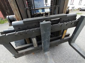 Komatsu vzv - 6