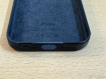iPhone 15 Pro Silicone Case + MagSafe (černá) - 6