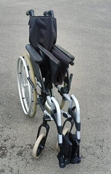 Invalidní vozík bržděný Breezy šířka sedu 47cm t2 - 6
