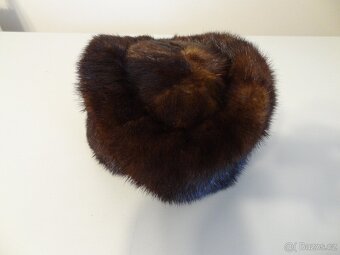 NOREK. Starší kožešina. Čepice - 6