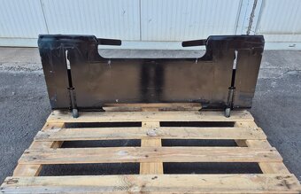 Adaptér EURO traktor čelní nakladač na EURO smyk nakladač - 6