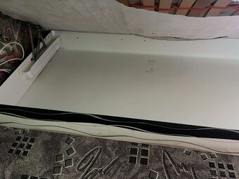 Prodám válendu s úložným prostorem - 6