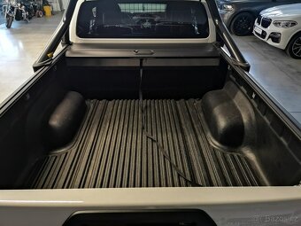 Toyota Hilux Extra Cab 2.8 D-4D Invincible 4x4 - ZÁRUKA - 6
