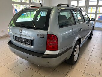 Škoda Octavia I  1,6i Tour - 6