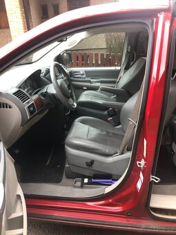 Chrysler TOWN & COUNTRY (MPV) registrace: 2008 motor: 3,8l, - 6
