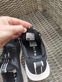 Dámské běžecké boty Under Armour - NOVÉ- vel. 37 - 6