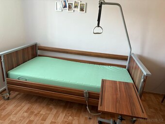 Polohovací Lůžko Eloflex4 s Polohovacím Stolkem - 6