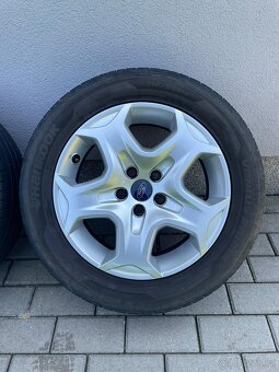 Kola Ford focus - 6