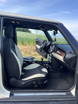 MINI Cooper S R56 – Malý ďábel s velkým srdcem 🏁 - 6