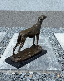Bronzová socha Greyhound – realistická lovecká figurka psa, - 6