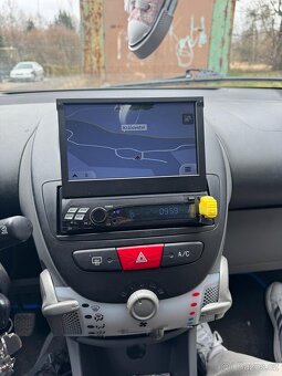 Prodám Citroen C1 1.0 5 dvéřova varianta - 6