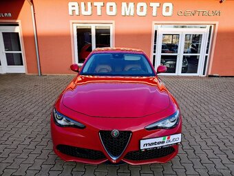 Alfa Romeo Giulia 2017 2.2 JTDM Veloce 154 kW - 6