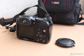 Prodám digitální fotoaparát FujiFilm FinePix S4500 + brašna - 6