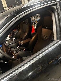 Audi a4 b6 3.0 quattro manuál - 6