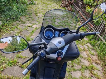 Yamaha X-max 125 - 6