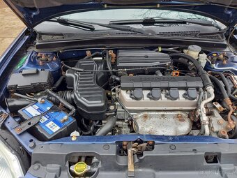 Honda Civic 7g coupe - 6