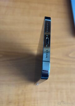 Apple iPhone 13 Pro Max 256GB Grafitový - 6