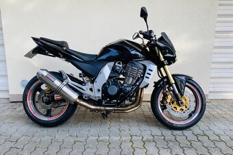 Kawasaki Z 1000 - 6