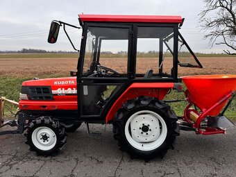 Japonský traktor KUBOTA GL 23
Diesel 3 válec, 23HP - 6