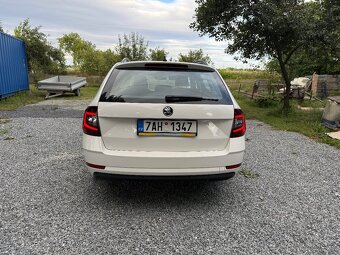 Octavia 3 2018 1.6 d dsg - 6