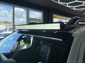 Nissan Navara 2,5DCi Double Cab LE 140kw - 6