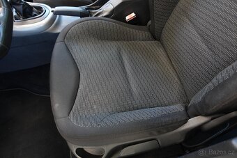 Peugeot 308 1.6 VTi , 88 kW benzín, 2010 - 6
