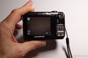 Olympus FE-310 černý - 6